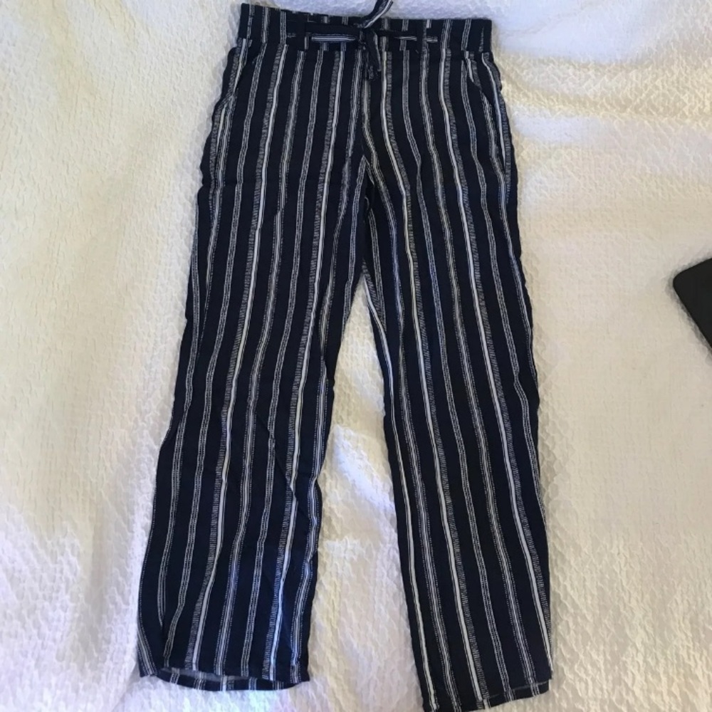 Striped pants!